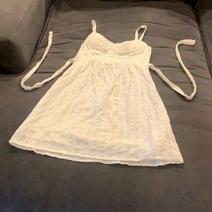 White padded dress with eyelet lace